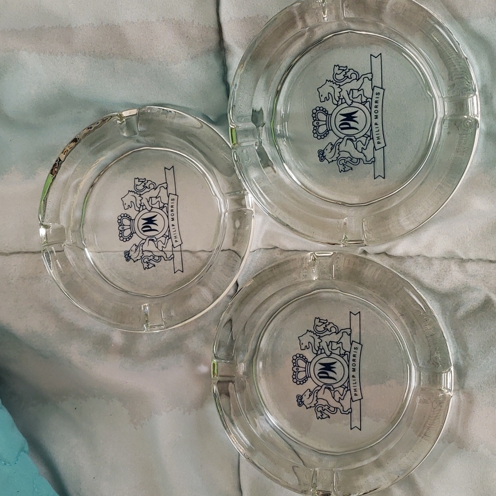 Philip Morris Logo Ashtrays